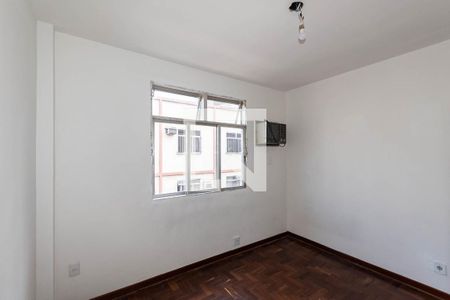 Apartamento à venda com 82m², 3 quartos e 1 vagaQuarto 2