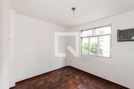 Apartamento à venda com 82m², 3 quartos e 1 vagaQuarto 2