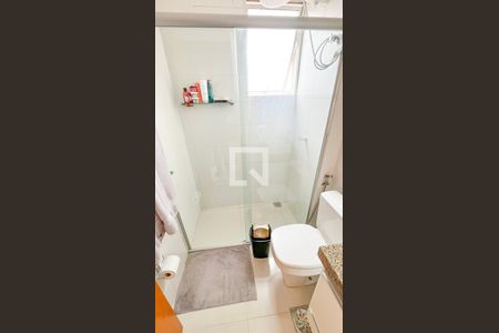 Banheiro de apartamento à venda com 2 quartos, 55m² em São Lucas, Belo Horizonte