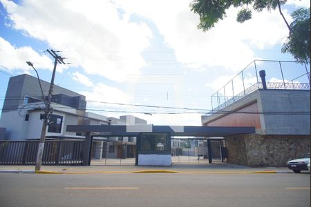 Casa de condomínio à venda com 128m², 3 quartos e 2 vagas Casa de condomínio à venda com 128m², 3 quartos e 2 vagasFachada do Condomínio