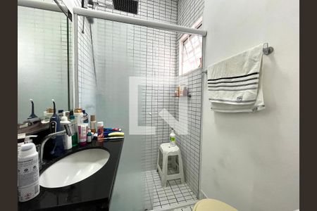 Casa para alugar com 300m², 5 quartos e 3 vagas Casa para alugar com 300m², 5 quartos e 3 vagasBanheiro Corredor