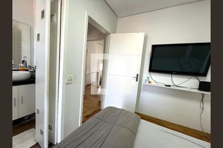 Casa para alugar com 300m², 5 quartos e 3 vagas Casa para alugar com 300m², 5 quartos e 3 vagasSuite