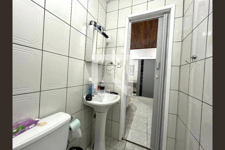 Casa para alugar com 300m², 5 quartos e 3 vagas Casa para alugar com 300m², 5 quartos e 3 vagasBanheiro da Suite Edícula