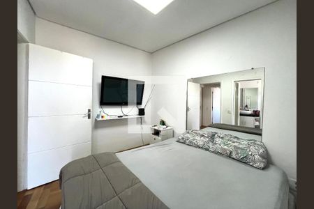 Casa para alugar com 300m², 5 quartos e 3 vagas Casa para alugar com 300m², 5 quartos e 3 vagasSuite