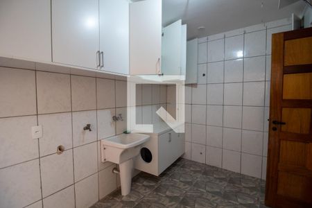 Casa à venda com 258m², 3 quartos e 4 vagasÁrea de Serviço