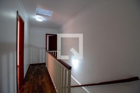 Casa à venda com 258m², 3 quartos e 4 vagasCorredor
