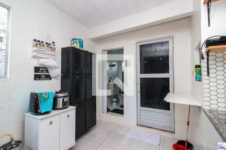 Cozinha de casa de condomínio para alugar com 1 quarto, 29m² em Marechal Hermes, Rio de Janeiro