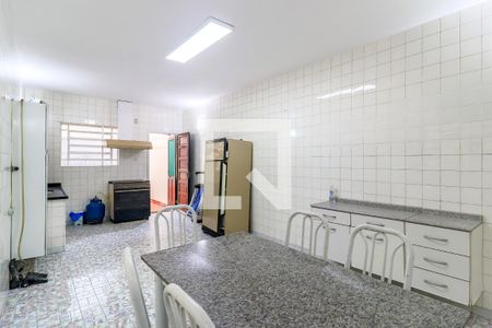 Casa para alugar com 170m², 3 quartos e 2 vagasCozinha