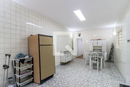 Casa para alugar com 170m², 3 quartos e 2 vagasCozinha