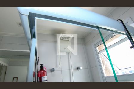 Banheiro de kitnet/studio à venda com 1 quarto, 27m² em Vila Prudente, São Paulo