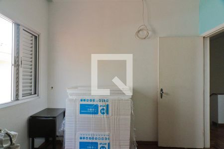 Casa à venda com 162m², 3 quartos e 3 vagas Casa à venda com 162m², 3 quartos e 3 vagasQuarto 2