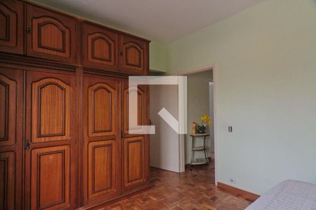 Casa à venda com 162m², 3 quartos e 3 vagas Casa à venda com 162m², 3 quartos e 3 vagasSuíte