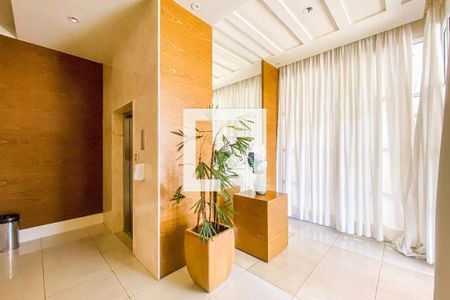 Apartamento à venda com 130m², 3 quartos e 2 vagasHall Social