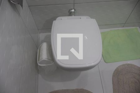 Casa à venda com 200m², 3 quartos e 4 vagasBanheiro da Suíte