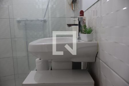 Casa à venda com 200m², 3 quartos e 4 vagasBanheiro da Suíte