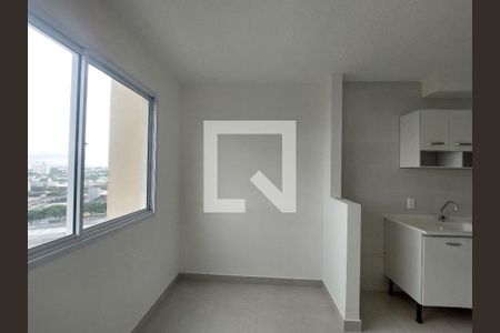 Apartamento para alugar com 34m², 2 quartos e sem vaga Apartamento para alugar com 34m², 2 quartos e sem vagaSala