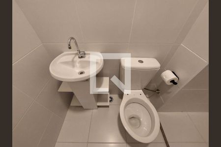 Apartamento para alugar com 34m², 2 quartos e sem vaga Apartamento para alugar com 34m², 2 quartos e sem vagaBanheiro