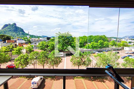 Apartamento para alugar com 69m², 2 quartos e 1 vagasala - varanda