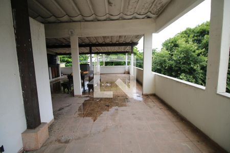 Casa à venda com 150m², 4 quartos e 2 vagasTerraço