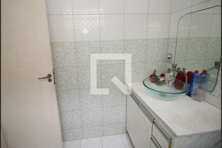 Casa à venda com 150m², 4 quartos e 2 vagasBanheiro Social