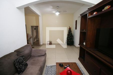 Casa à venda com 150m², 4 quartos e 2 vagasSala