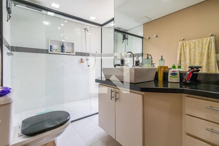Apartamento à venda com 242m², 3 quartos e 3 vagasBanheiro da Suíte