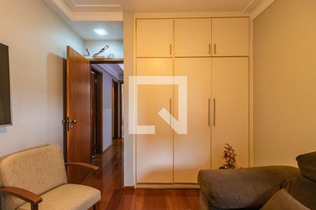 Apartamento à venda com 242m², 3 quartos e 3 vagasQuarto 2