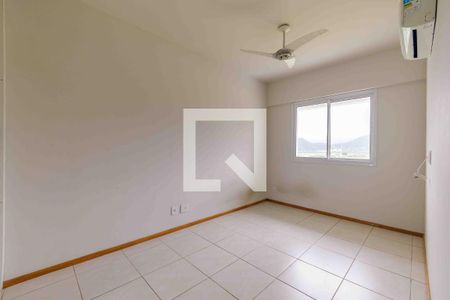 Suíte de apartamento para alugar com 2 quartos, 75m² em Recreio dos Bandeirantes, Rio de Janeiro