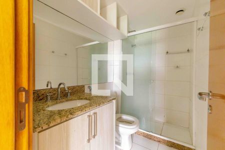 Apartamento para alugar com 75m², 2 quartos e 1 vaga Apartamento para alugar com 75m², 2 quartos e 1 vagaBanheiro da Suíte