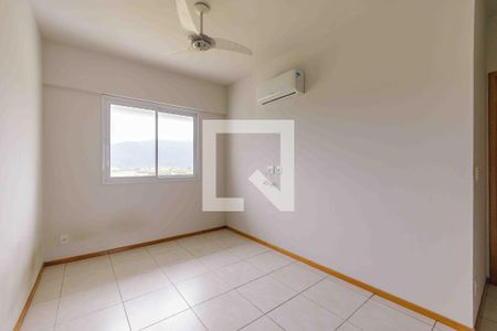 Suíte de apartamento para alugar com 2 quartos, 75m² em Recreio dos Bandeirantes, Rio de Janeiro