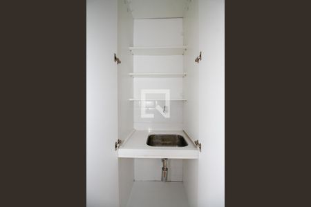 Tanque Embutido de kitnet/studio para alugar com 1 quarto, 34m² em Pinheiros, São Paulo