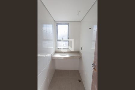 Apartamento à venda com 77m², 2 quartos e 1 vaga Apartamento à venda com 77m², 2 quartos e 1 vagaLavabo