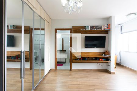 Apartamento à venda com 360m², 4 quartos e 4 vagasSuíte 2