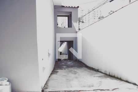 Casa à venda com 180m², 3 quartos e 7 vagasQuintal