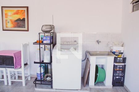 Casa à venda com 180m², 3 quartos e 7 vagasÁrea de Serviço