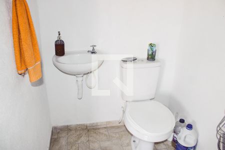 Casa à venda com 180m², 3 quartos e 7 vagasBanheiro 3