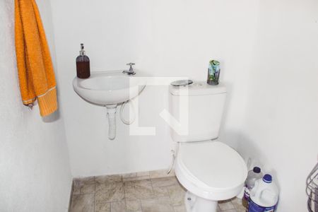 Casa à venda com 180m², 3 quartos e 7 vagasBanheiro 3