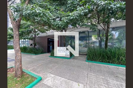 Apartamento à venda com 90m², 1 quarto e 2 vagas Apartamento à venda com 90m², 1 quarto e 2 vagasFachada e portaria