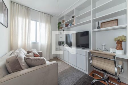 Sala de TV - Quarto 1 de apartamento para alugar com 3 quartos, 84m² em Itaim Bibi, São Paulo