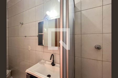 Casa à venda com 75m², 2 quartos e 1 vagaBanheiro da Suíte 1