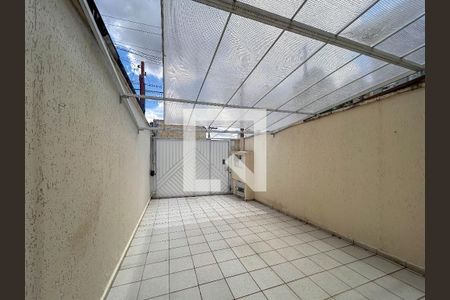 Casa à venda com 75m², 2 quartos e 1 vagaGaragem