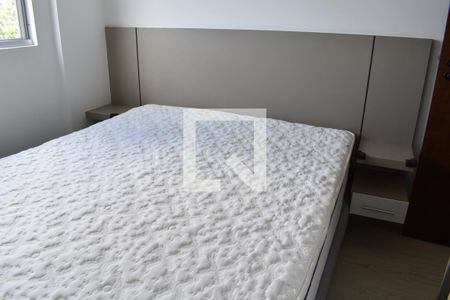 Suíte de apartamento para alugar com 3 quartos, 78m² em Boa Vista, Curitiba