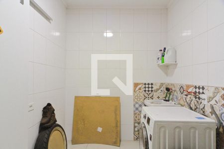Casa à venda com 140m², 3 quartos e 2 vagasÁrea de Serviço