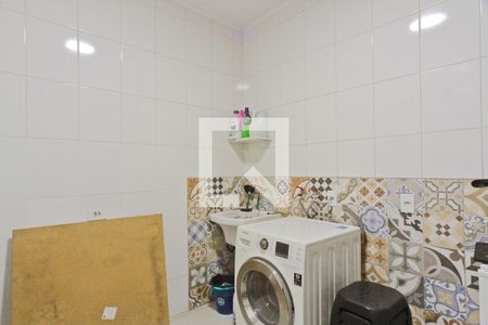 Casa à venda com 140m², 3 quartos e 2 vagasÁrea de Serviço