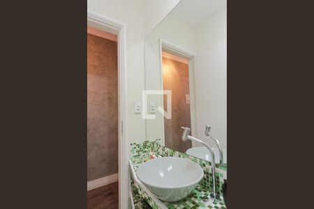 Casa à venda com 140m², 3 quartos e 2 vagasLavabo