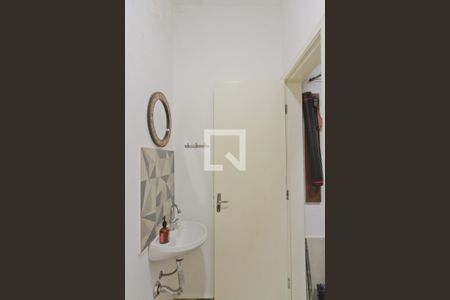 Casa à venda com 140m², 3 quartos e 2 vagasÁrea de Serviço