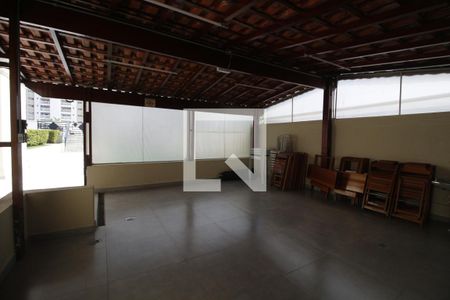Apartamento para alugar com 60m², 2 quartos e 2 vagasÁrea comum - Churrasqueira