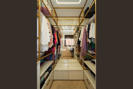 Apartamento à venda com 92m², 2 quartos e 2 vagasCloset da Suíte 1