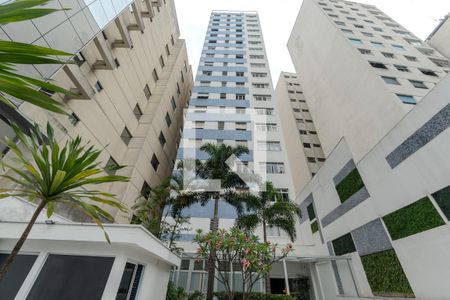 Apartamento à venda com 108m², 3 quartos e 1 vaga Apartamento à venda com 108m², 3 quartos e 1 vagaFachada
