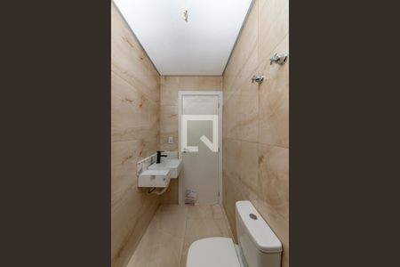 Casa à venda com 170m², 3 quartos e 4 vagas Casa à venda com 170m², 3 quartos e 4 vagasSuíte